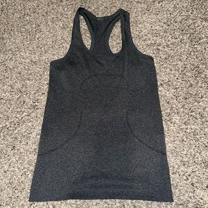 Gray lululemon tank